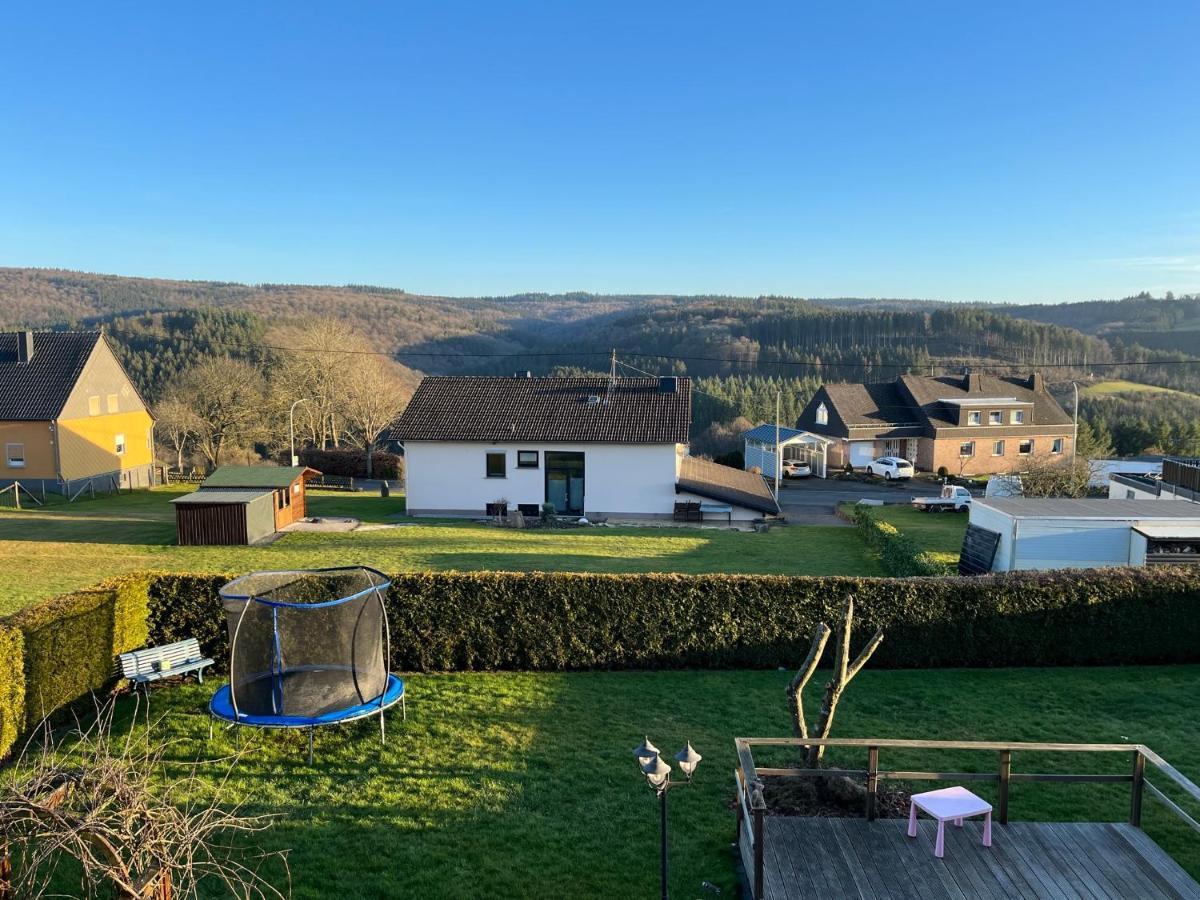 Wohnung Mit Panoramablick Gerolstein Zewnętrze zdjęcie